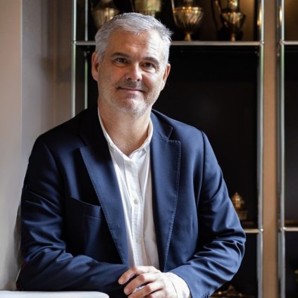 PRESENTACIÓ DEL LLIBRE: LA PERVIVÈNCIA D'UNA MIRADA. ARTUR RAMON